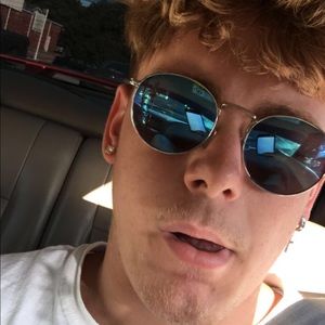 Meet your Posher, Jake